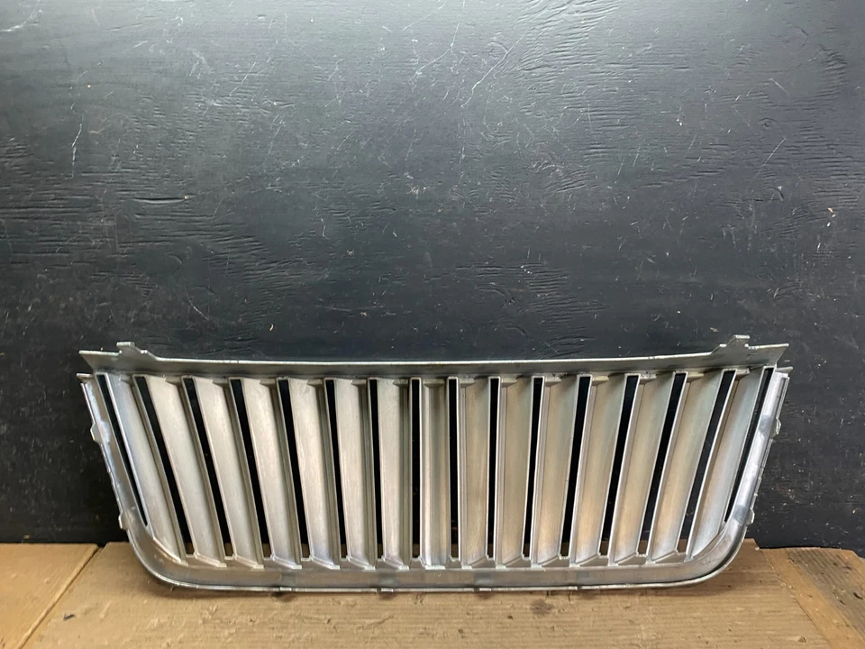 Ford Expedition 2003 a 2006 listones verticales sin insignia parrilla delantera superior S5741 PS Foto 4 de 4