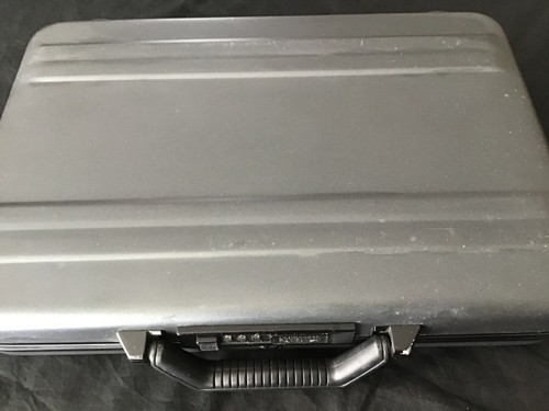 Zero Halliburton Aluminium Attache Case Light Weight MZ-2BK Black9 Gebraucht - Bild 3 von 8