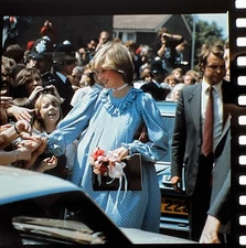 UK1-966 Royal Highness Princess Diana of Wales Pregnant 2x2 Color Transparency