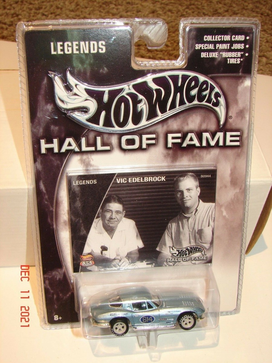 HOT WHEELS HALL OF FAME Legends VIC EDELBROCK '63 CORVETTE in