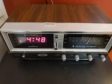 VTG Zenith Solid State Electronic Circle of Sound Clock Radio K472W Tested VIDEO