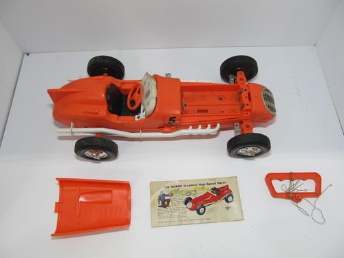 Vintage Remco Shark Tether Car With Original Box - Picture 9 of 10