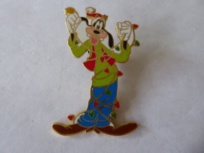 Disney Trading Pins 17744 DLR - Cast Member Holiday Party 2002 (Goofy)