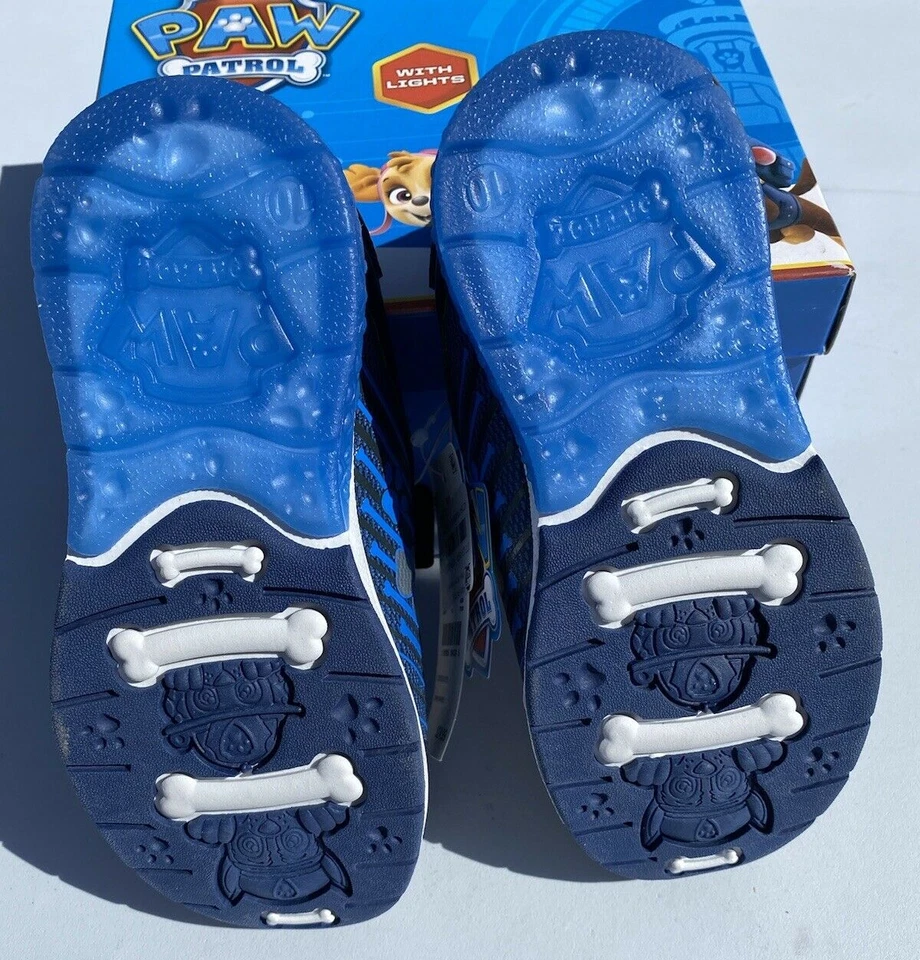 Tenis iluminados PAW Patrol para niños pequeños con gancho y bucle - azules talla 10 o 1 nuevos en caja Foto 4 de 4