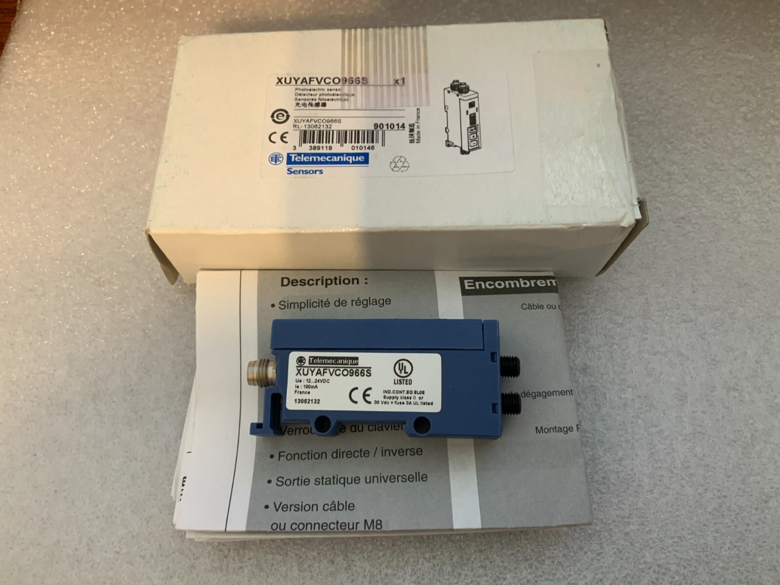 Schneider Electric Photoelectric Fiber Optic Sensor, Amplifier, p/n XUYAFVCO966S