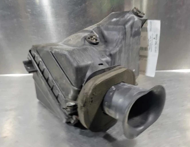 Nissan Armada Titan 2007-2011 caja purificadora de aire Foto 2 de 2