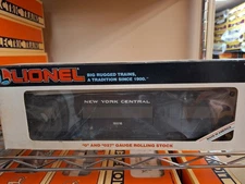 NEW in the box, Lionel #6-16016 New York Central Baggage Car