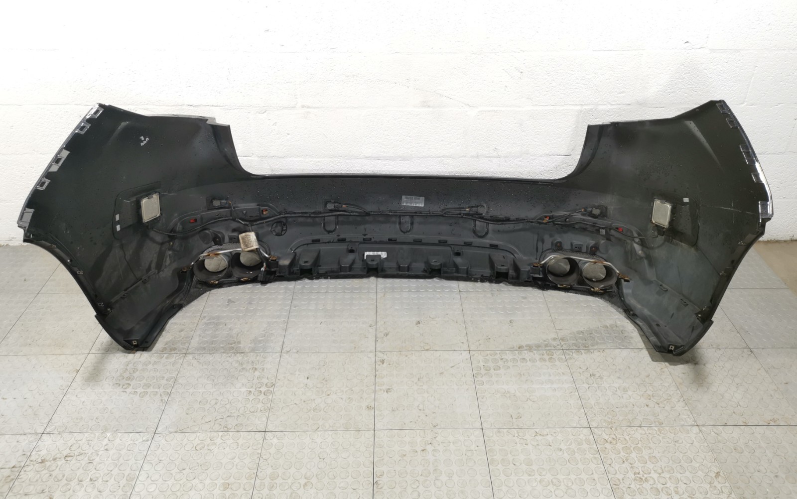 Maserati Levante S AWD 2017 Rear Complete Full Bumper Cover Black Color OEM
