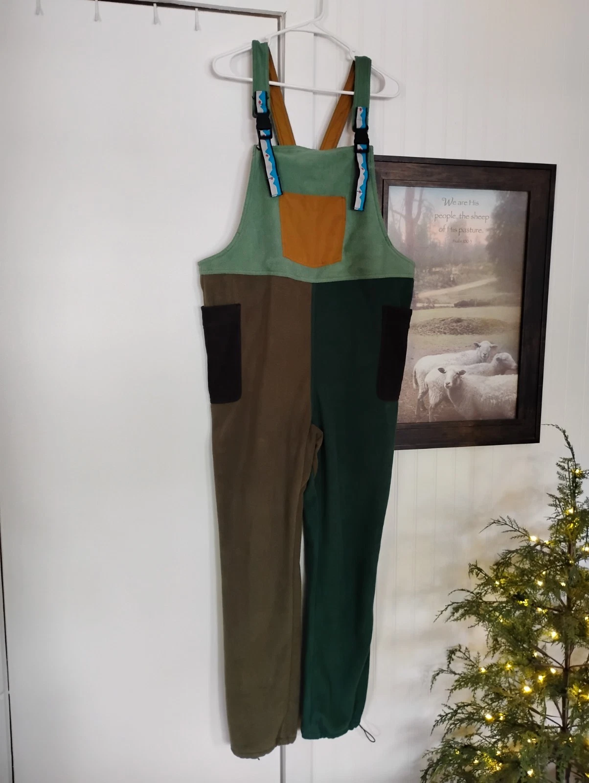 Kavu Overalls Jumpsuit Womens Fleece Colorblock Pocatello Bibs Earthy Tones XL
Opens in a new window