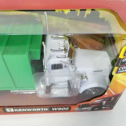 NEW RAY KENWORTH W900 GARBAGE TRUCK Long Haul Trucker 1:32 DIE-CAST W/PLASTIC - Picture 2 of 8