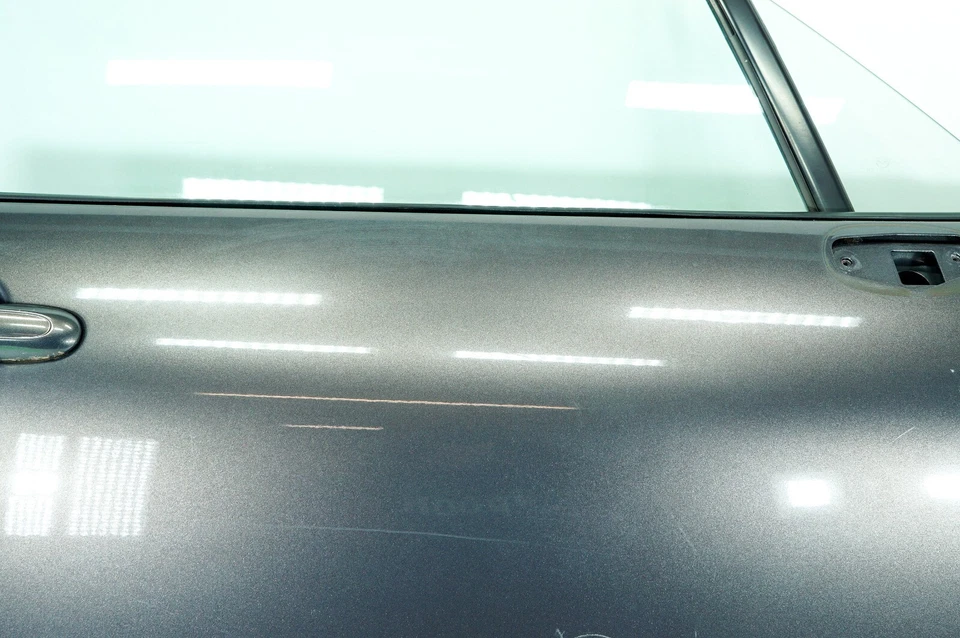 06-15 Mazda MX-5 Miata OEM Front Right Passenger Side Door & Glass Assembly 5094 - Image 3 of 4