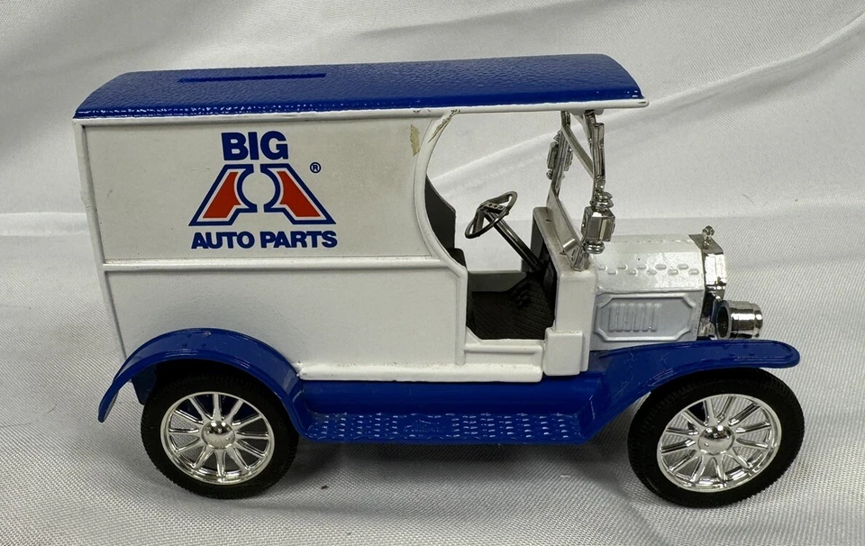 ERTL Big A Auto Parts 1912 Delivery Locking Car Bank #7 Die Cast Metal 1/25 1993 - Image 4 of 4