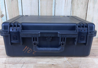 Pelican iM2600 Storm Case Waterproof Handheld Great Condition AB
