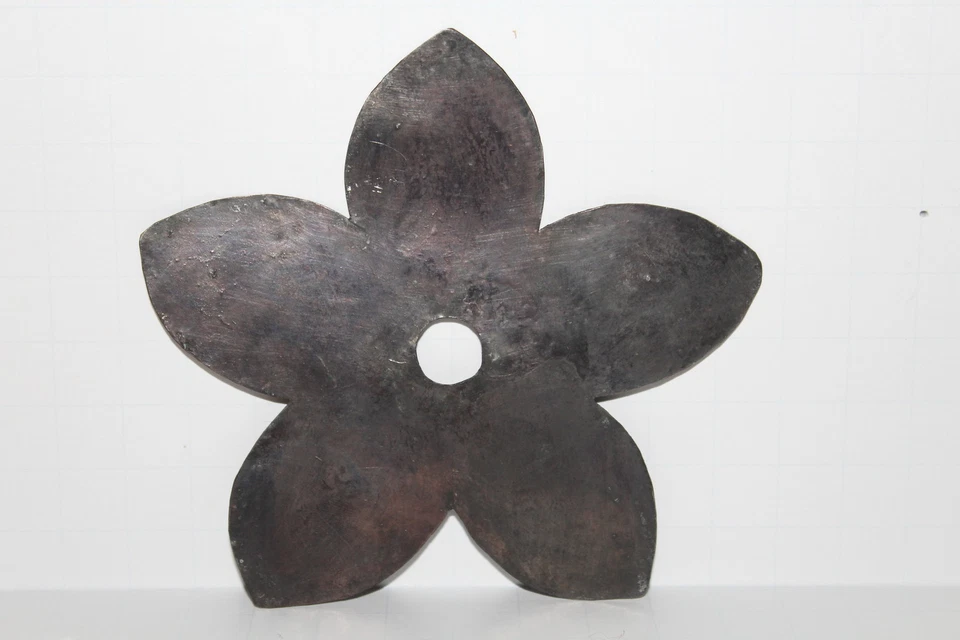 Primitive Early 18th Century Style Tin Daffodil Flower Quilting Stencil Template - Image 3 of 3