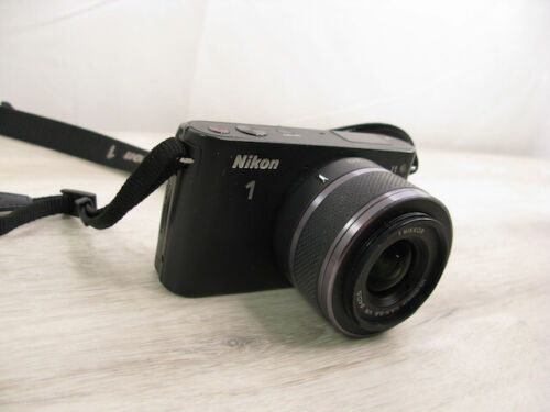 Sistema fotocamera digitale Nikon 1 J1 HD con obiettivo 10-30 e 30-110 mm usato a malapena - Foto 3 di 23