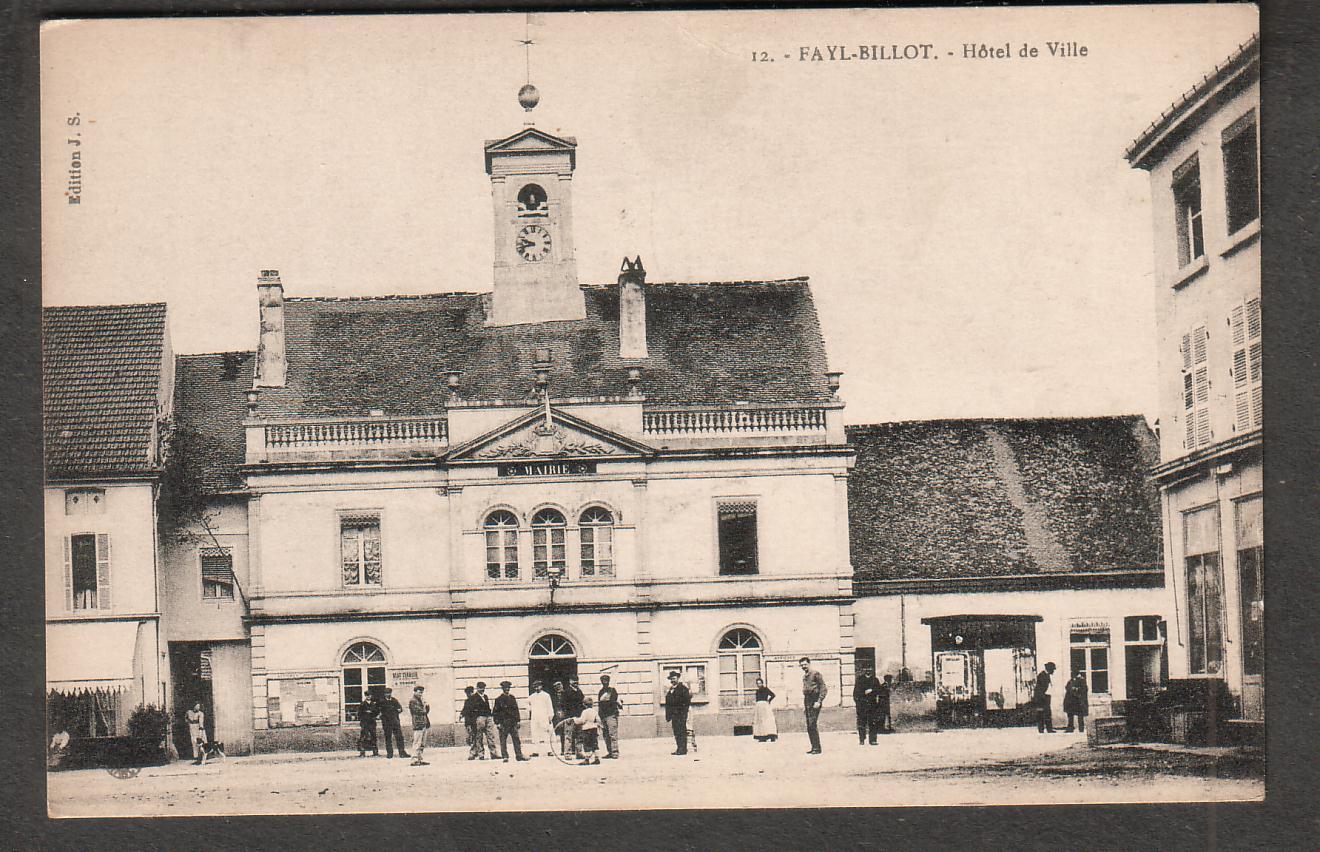 Foto 1 di 2