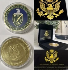 DOE US Department of ENERGY US Government Coin With Retirement Award