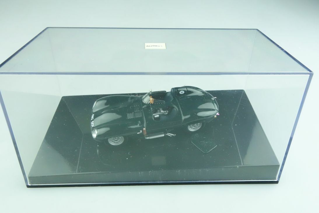 Autoart 1 43 Jaguar D Type Street Version darkbritishracinggreen with Box 509776 Autoart 1 43 Jaguar D Type Street Version darkbritishracinggreen with Box 509776