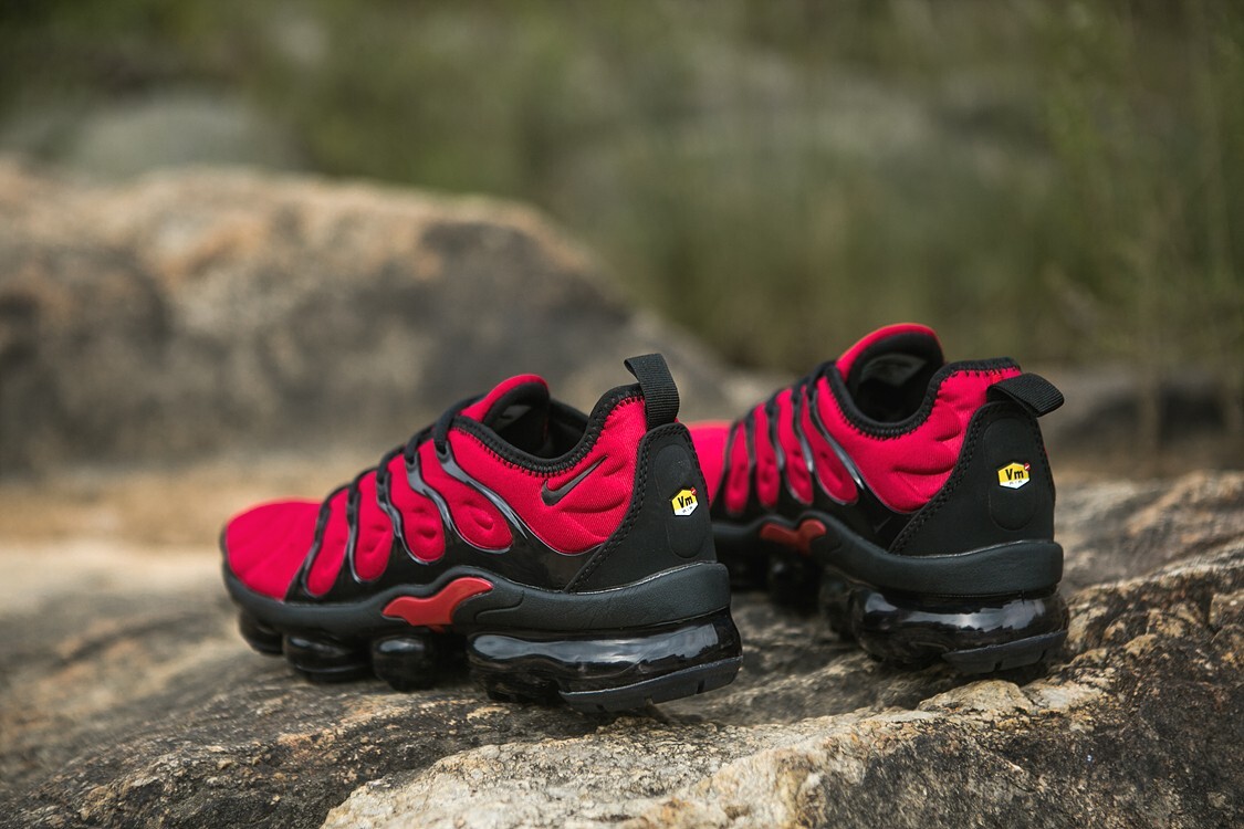 【廃盤モデル】Nike Vapor スパイク レッド/ブラック NEW Nike Vapormax Plus TN red/black Men's Shoes free shipping | eBay