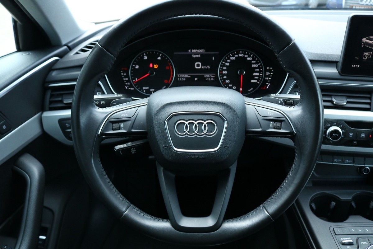 Audi A4 2,0 TDi 150 S-tr.
