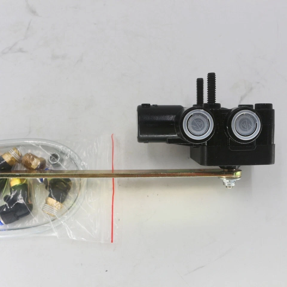 Válvula niveladora de control de altura para Peterbilt 335 337 357 359 379 579HV9990 EE. UU. Foto 4 de 4