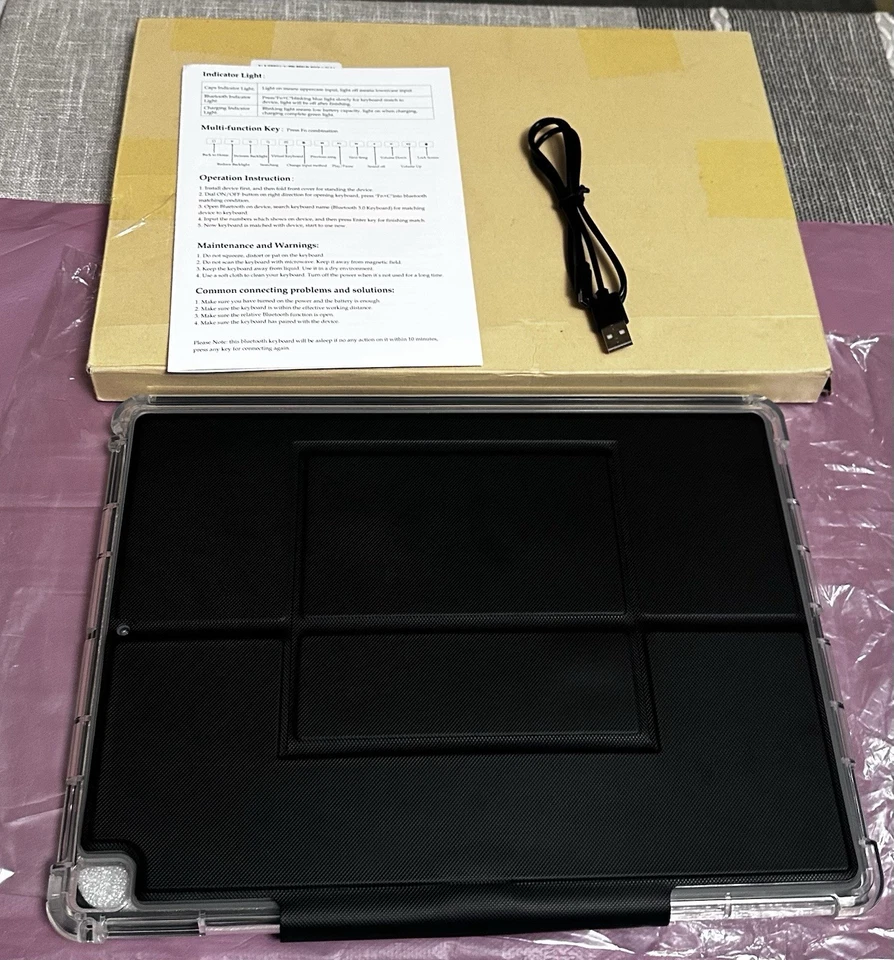 Bluetooth 12.9 iPad Pro Keyboard Case Gray/Clear For Gen 3 & 4 New - Image 3 of 4