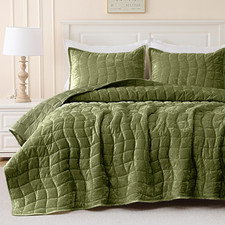 3 Pieces Velvet Quilt Set King Size, Olive Green All Season Soft