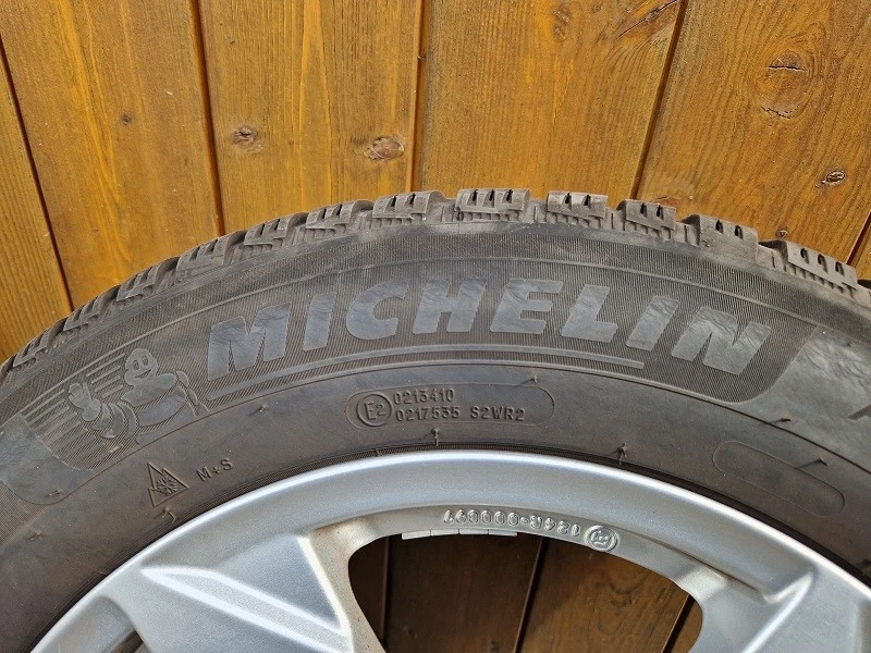 Winterreifen mit Alufelgen ABE für Audi A4 gebraucht / 205/60 / 16" - Bild 2 von 3