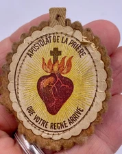 Apostolat De La Priere Que Votre Regne Arrive FELT AND PAPER Religious Item