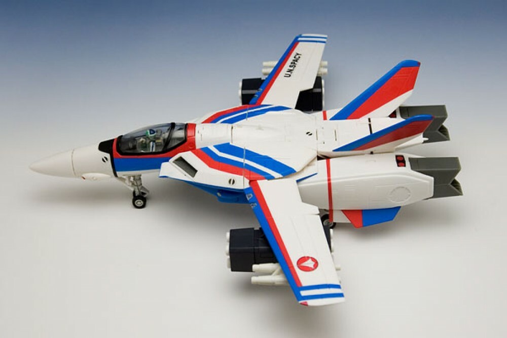 Yamato 1/60 Macross VF-1A Angel Birds TV ver Figure w/Fan Laser