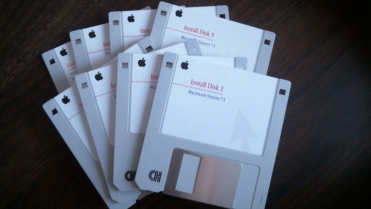 Apple Macintosh System 7.5 Installation + tools Quadra - floppy