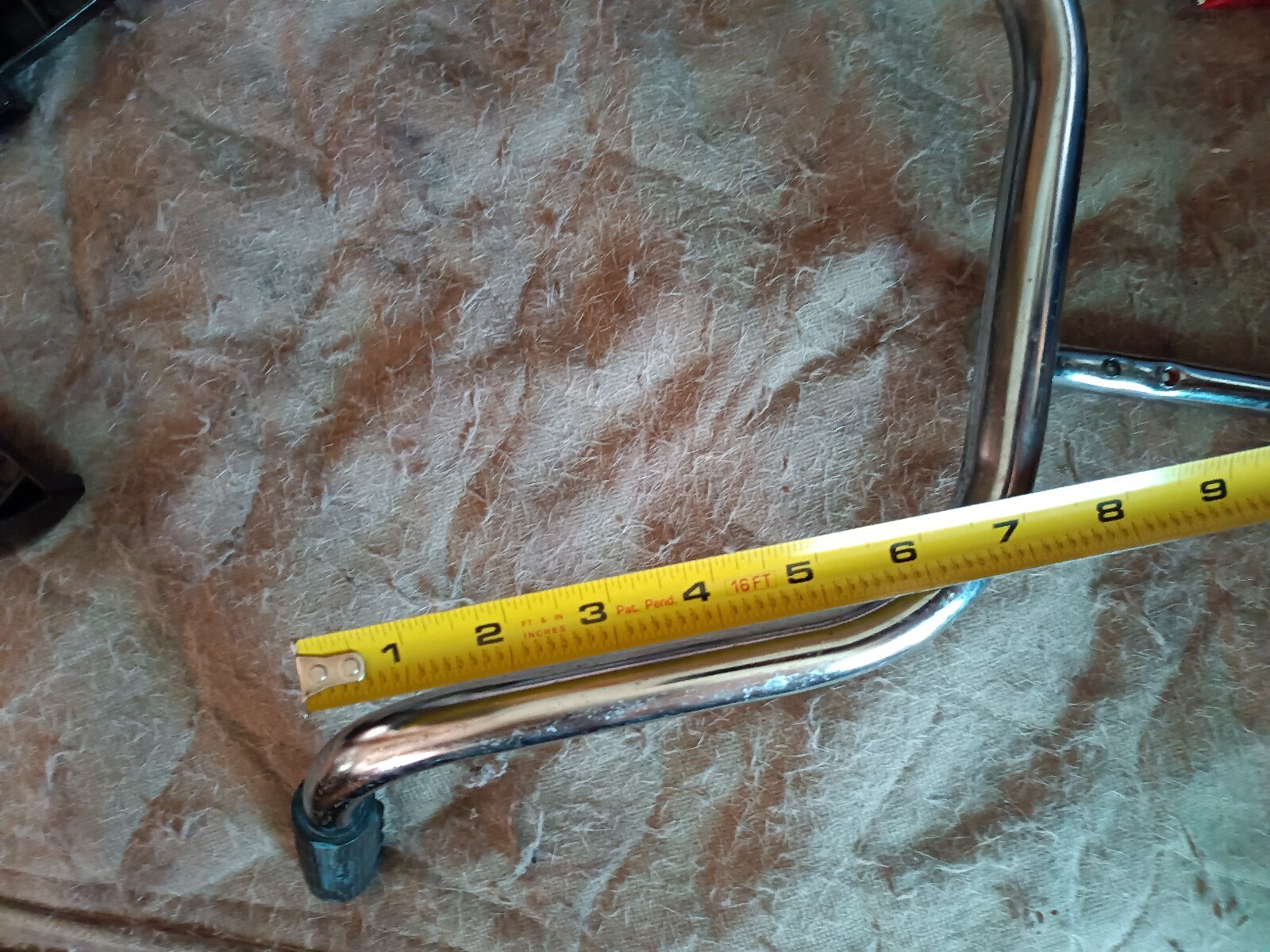 RARE Vintage Schwinn Junior Handlebars hand grips included and Neck