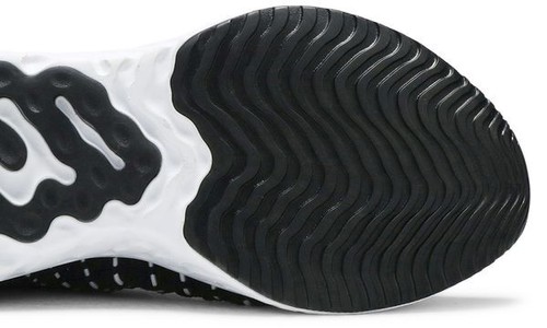 Nike React Phantom Run FK 2 Womens US 8.5 Black White Shoes Sneakers NEW ❤️ - Picture 8 of 9