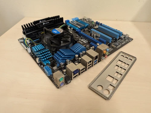 Asus P8P67 EVO Rev. 1.03 Mainboard LGA 1155 + I/O Shield