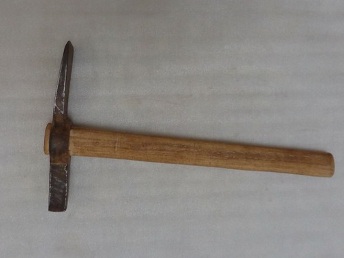 Vintage Soviet Pick Axe Hammer CCCP Iron Head Mattock Hoe Grub Pickaxe Hand Tool - Picture 7 of 12