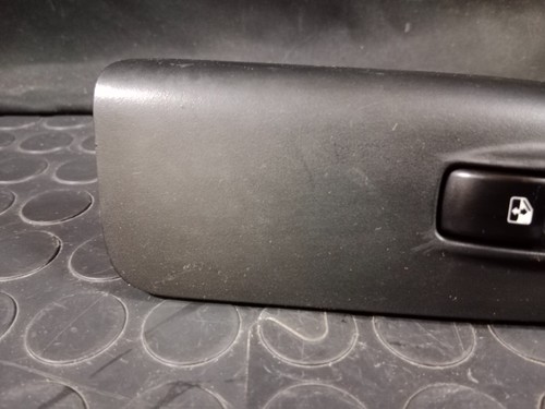 Daewoo TACUMA ANNO 2004 5P PULSANTIERA VETRI ELETTRICI ANTERIORE Destra DX - Foto 4 di 14