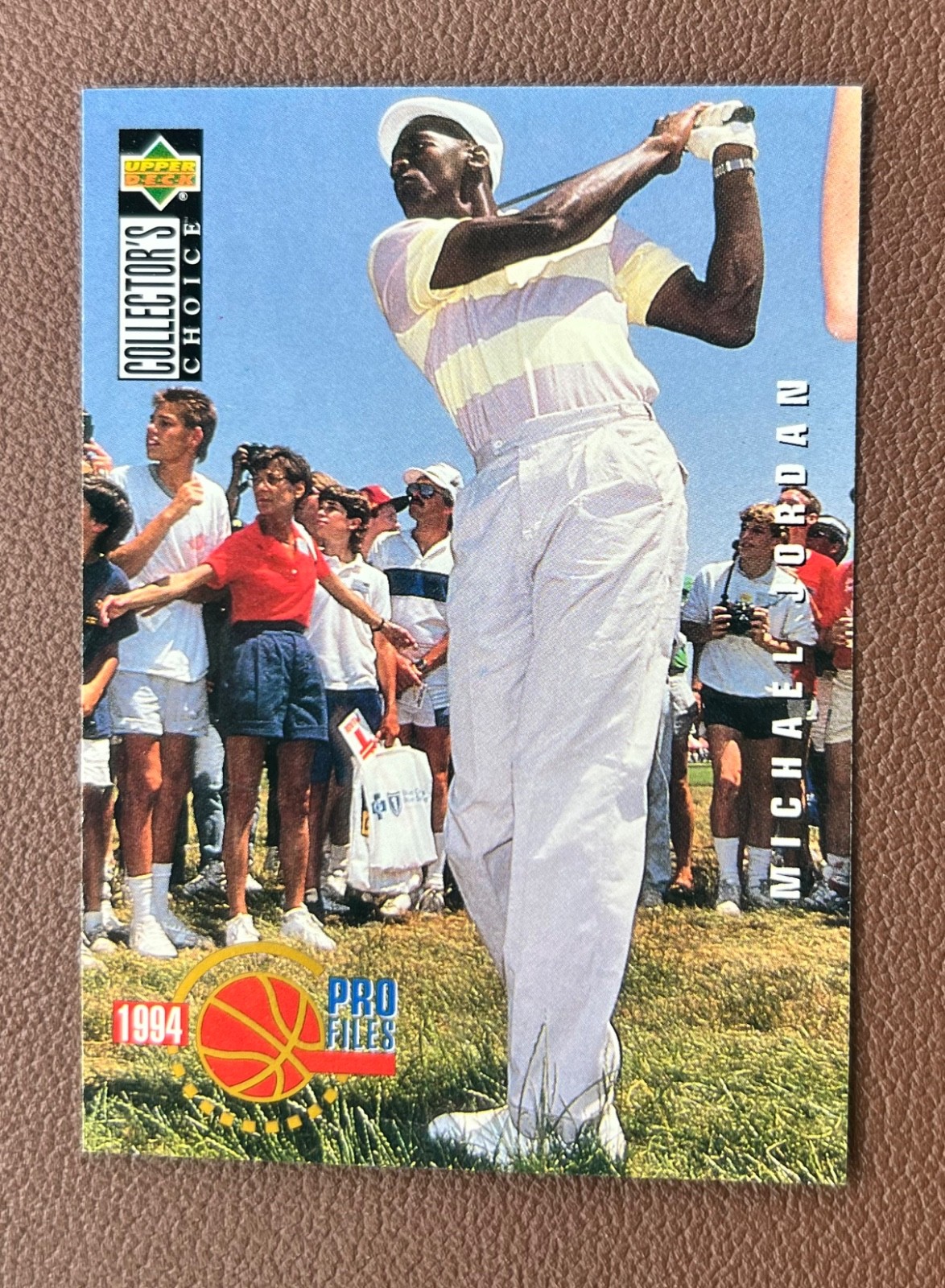 1994 Collector's Choice Gold Foil #204 Michael Jordan HOF