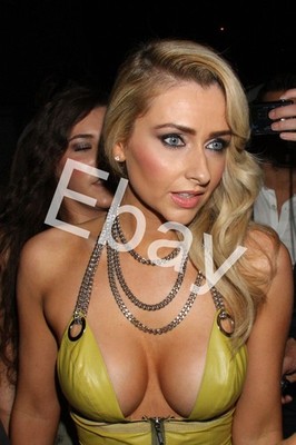 Gemma Merna (HOLLYOAKS) SELTENES VOLLBUSIGES PRESSEFOTO