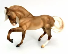 Breyer 2025 Hoofbeats & Maple Treats Event Model CAESAR Gypsy Vanner Laredo 1/48