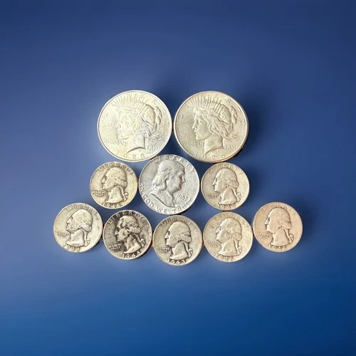 Lot Of 90% Silver. $4.25 Face Value. Peace Dollars In AU Condition.