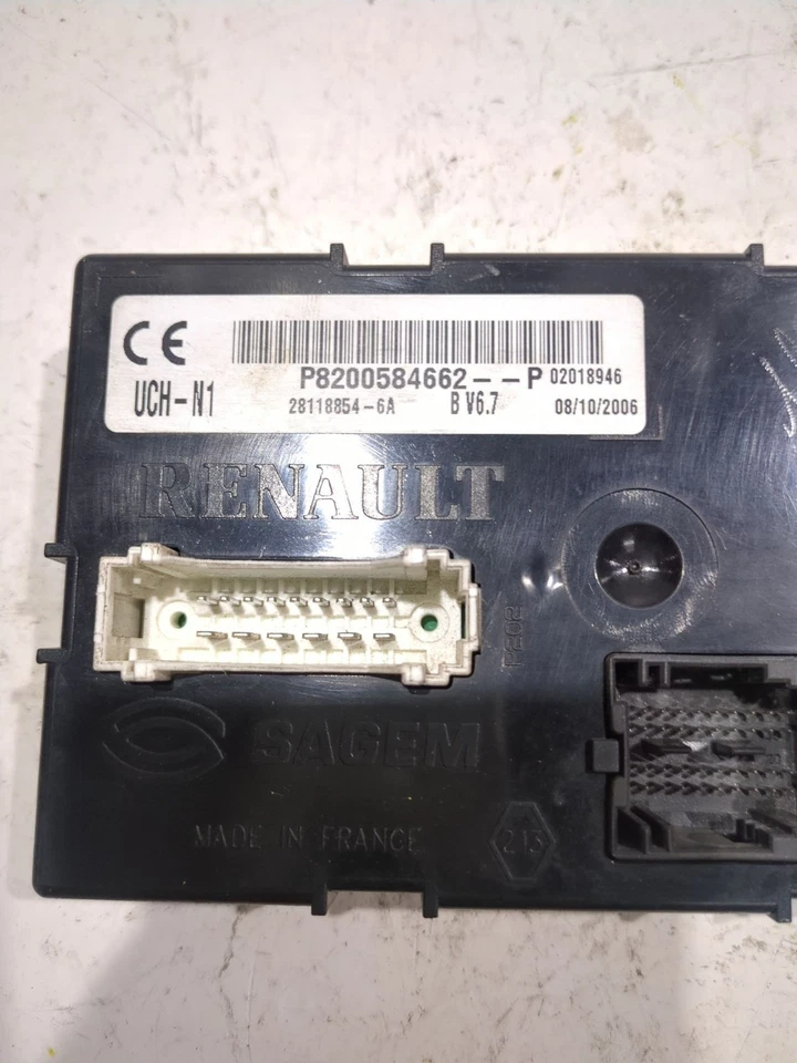 P8200584662P BOÎTES À FUSIBLES / 41408 POUR RENAULT MASTER 05.1981-> 2.5 T 35 - Photo 2/4