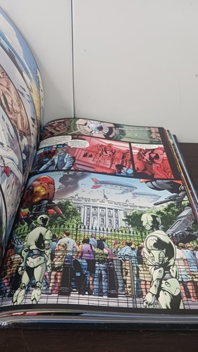 The Ultimates Omnibus - Picture 18 of 24