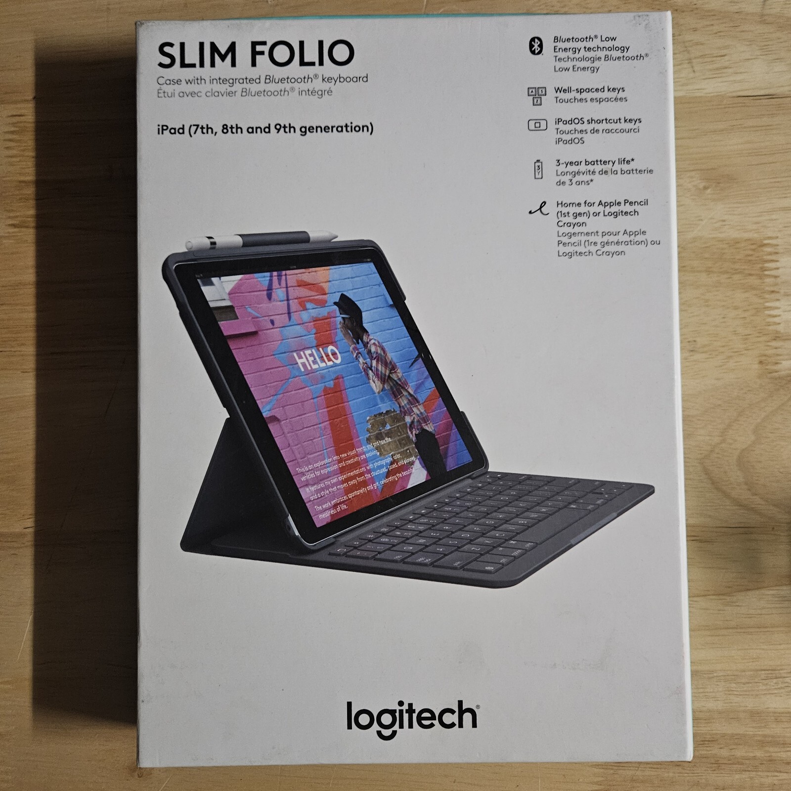 Logitech iPad (7th, 8th and 9th generation) Keyboard Case Slim Folio