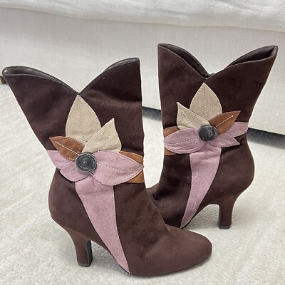 Vintage Predictions Y2K Suede Brown Boots Floral Western Cowgirl Size 6.5