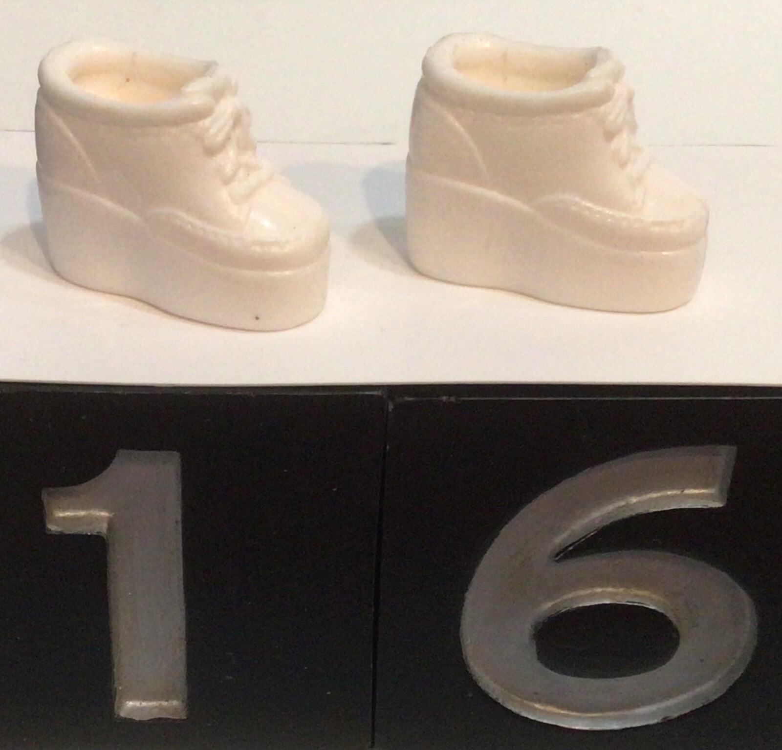 Picture 16 of 24