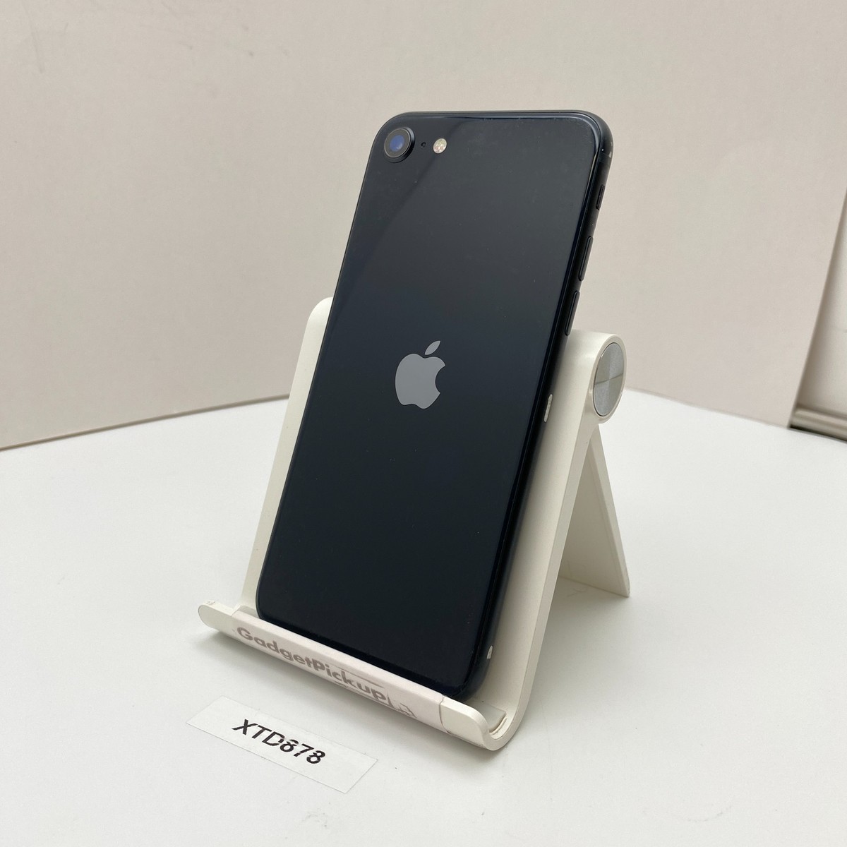 Apple iPhone SE 3rd Gen. 64GB - Midnight (Unlocked) A2595