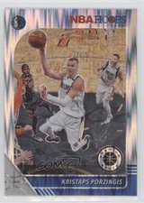 2019-20 Panini NBA Hoops Premium Stock Flash Prizm Kristaps Porzingis #40 0t2