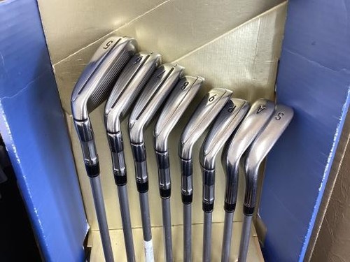 Set De Fers De Golf TaylorMade M6 - 6 Pièces (5 à 9 + PW) - Droitier - Shaft Graphite FUBUKI TM-6 Regular - Occasion