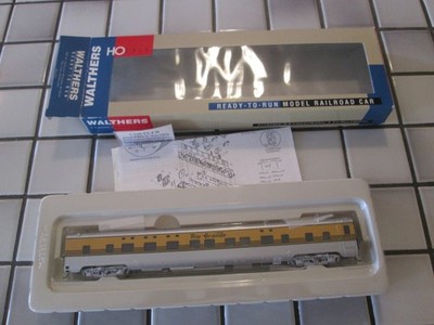 WALTHERS DENVER & RIO GRANDE WESTERN PASSENGER CAR HO SCALE