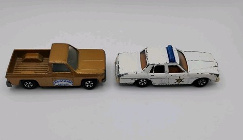 Vintage 1981 ERTL Cooter's Garage Fleetside Pickup and Bonneville Police Car - Afbeelding 4 van 6